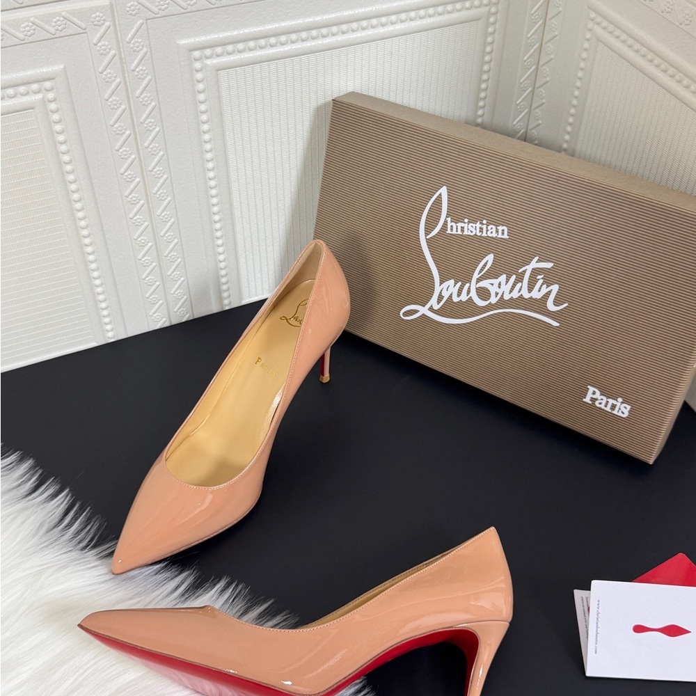 Christian Louboutin Kate 85mm Peach Patent Leather Pointed-Toe Pumps - Picture 4 of 9